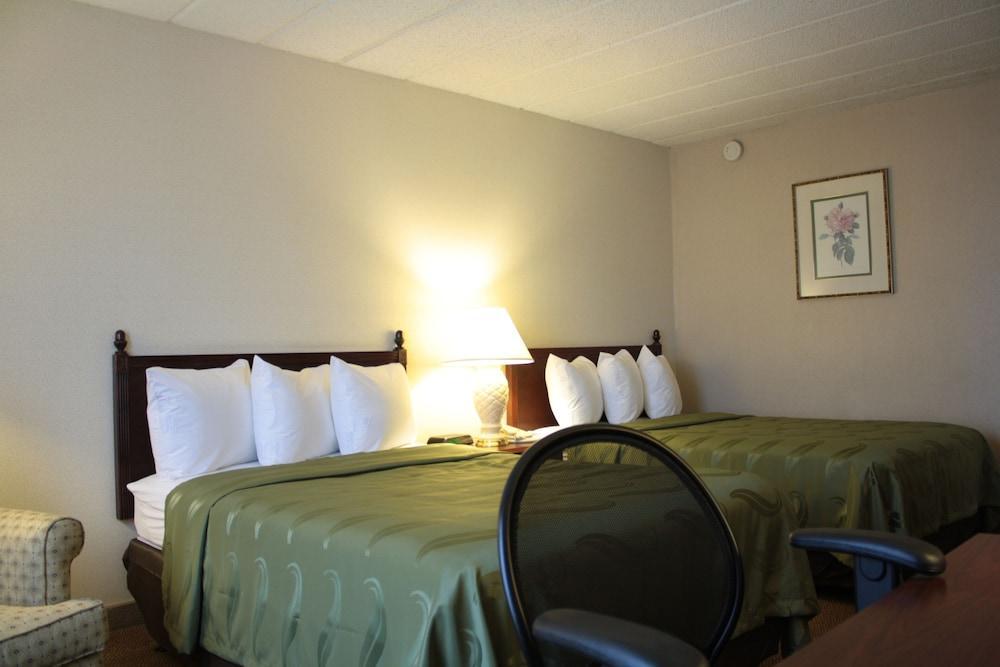 Baymont By Wyndham Milesburg Hotel Buitenkant foto
